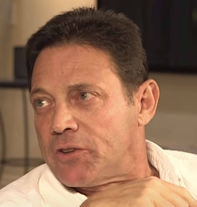 Jordan Belfort อดีตนายหน้าค้าหุ้นที่หลอกเงินนักลงทุนกว่า 1,500 คน ตัวเอกจริงของ The Wolf of Wall Street ถ่ายปี 2017